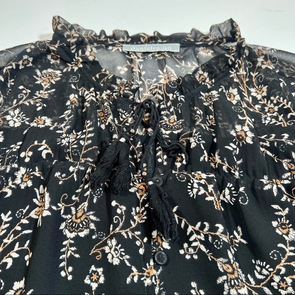 Daniel Rainn | Small Petite | Tassel Tie Blouse - Picture 9 of 12